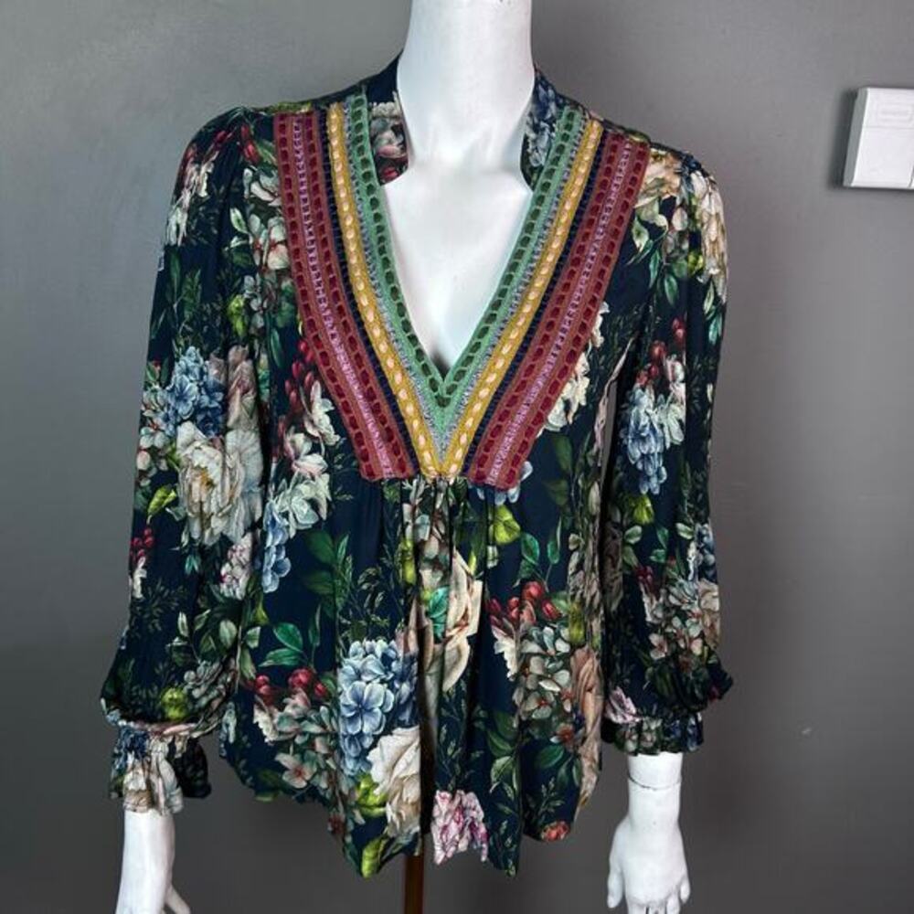 Anthropologie Bl^nk London‎ top XS floral embroidered puff sleeve